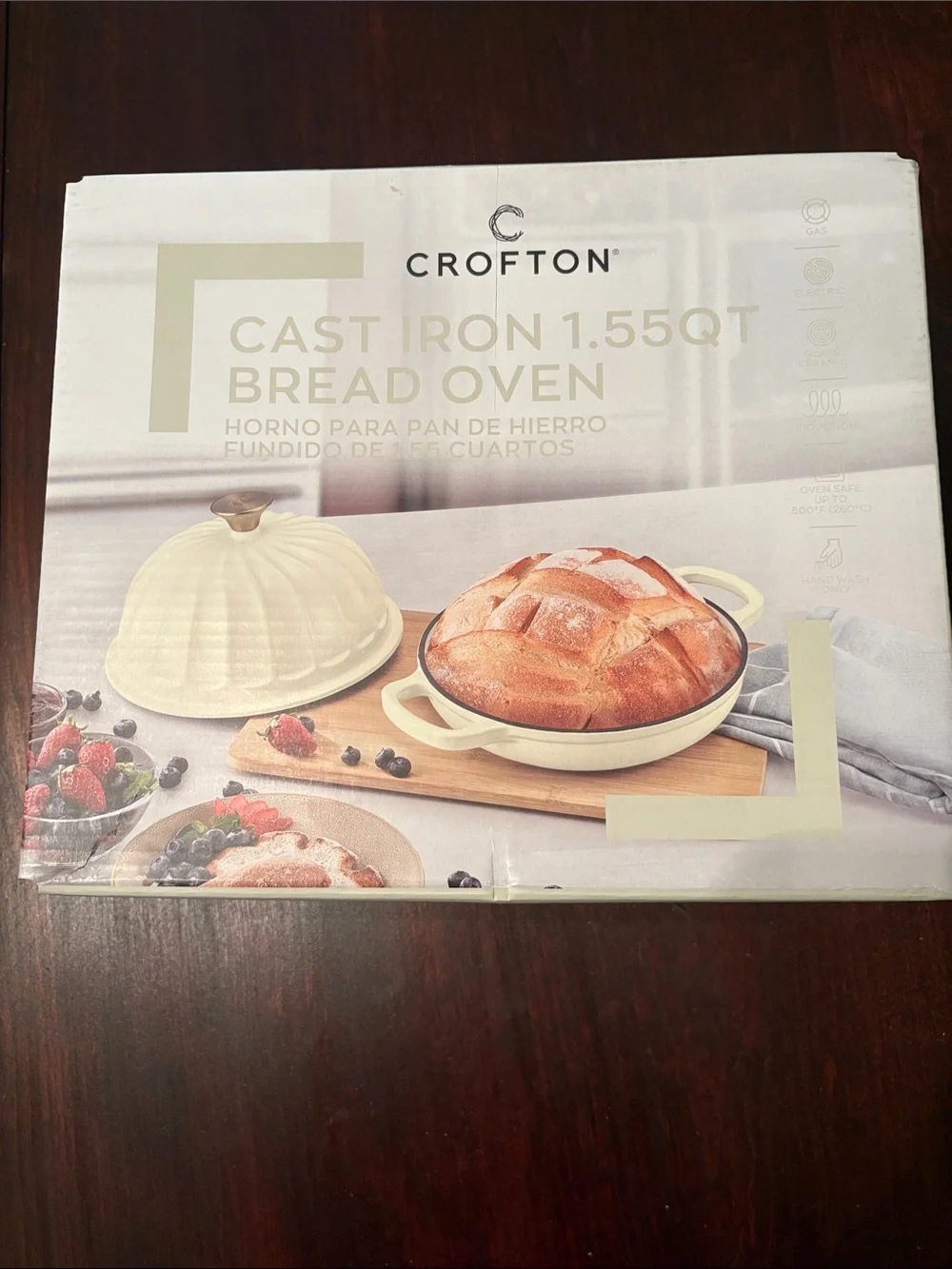 Crofton Cream Cast Iron 1.55QT Bread Oven with Dome Lid